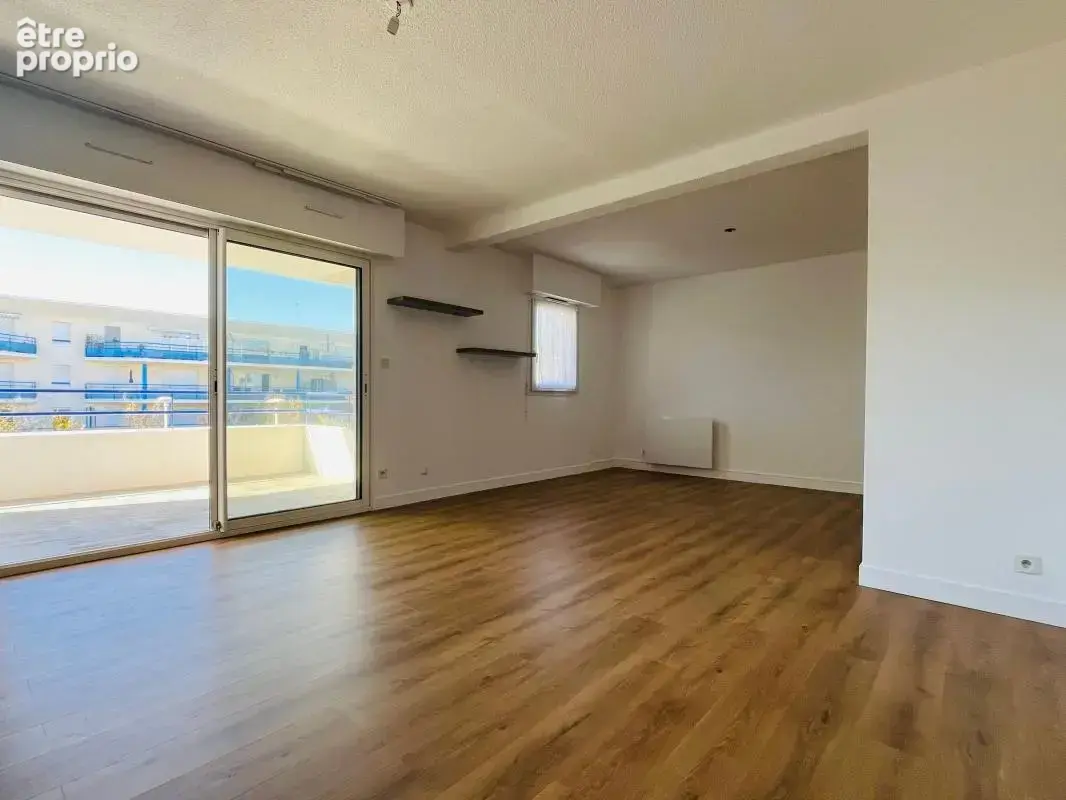 Aytré – T3 avec terrasse et ascenseur, à quelques pas du lac et du bord de mer - photo 1