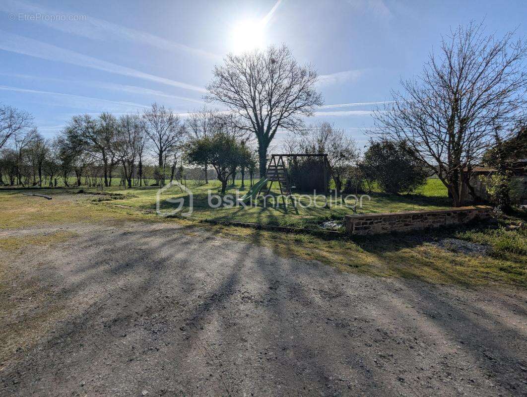 Maison à LA GUERCHE-DE-BRETAGNE