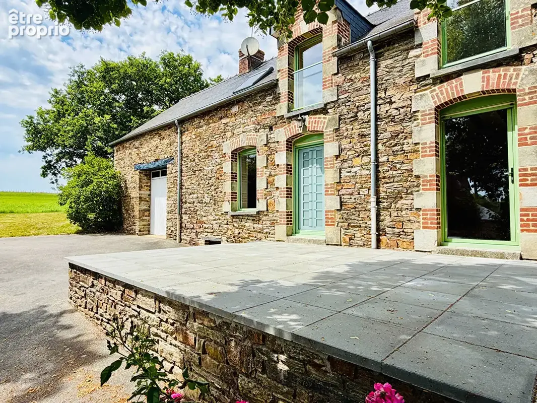 Photo Maison à Bain-De-Bretagne au prix de 296 000€