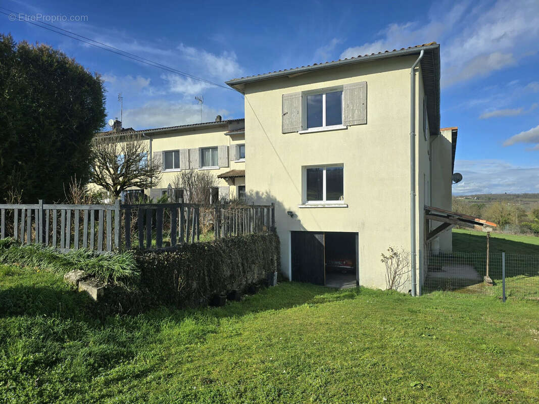 Maison à CHALAIS