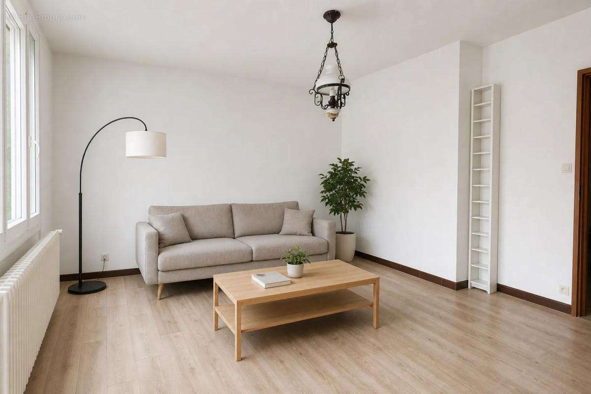 Maison de 4 pièces de 81 m² à Vierzon - photo 2