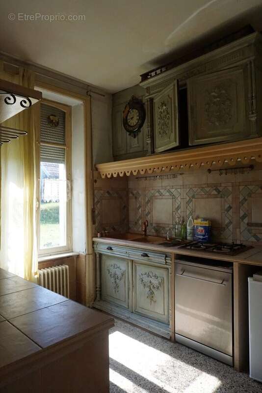 105 m² à Saulxures-Sur-Moselotte  - photo 2