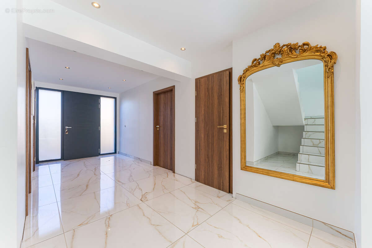 Maison à VILLEURBANNE