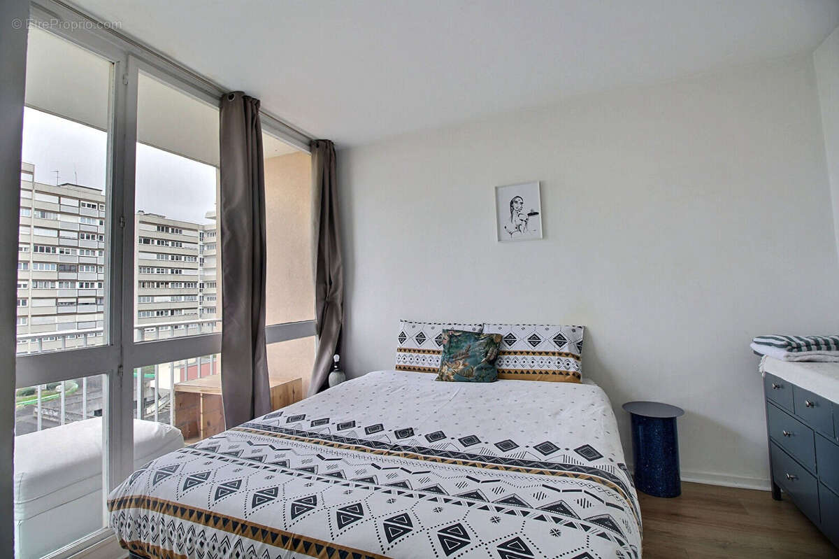 Appartement à COLOMBES