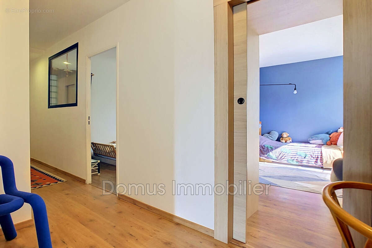 Appartement à CHATEAUNEUF-DE-GADAGNE