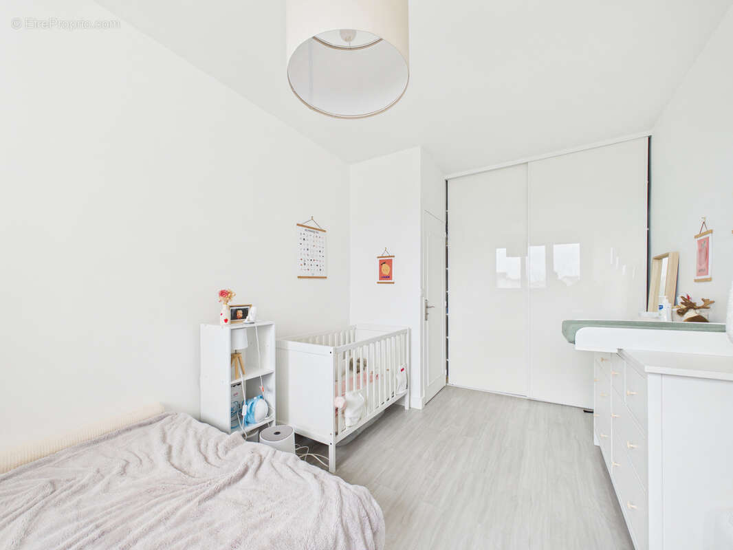 Appartement à SARTROUVILLE