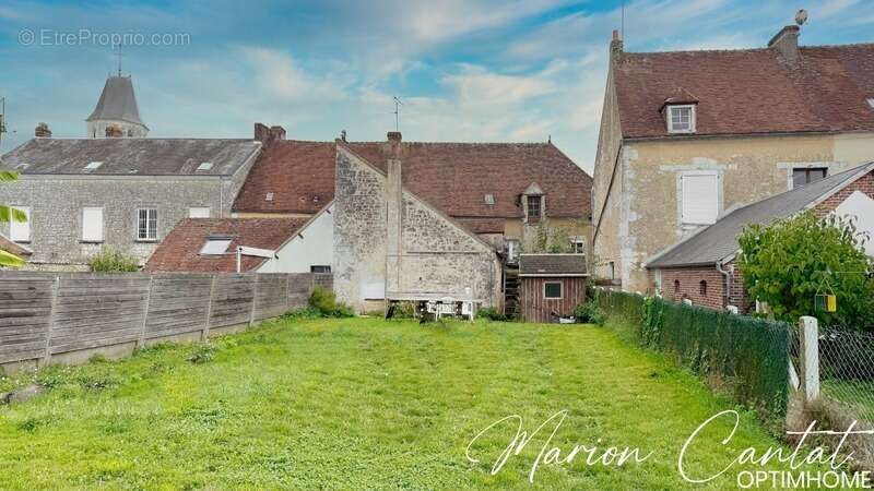 Maison à MAUVES-SUR-HUISNE