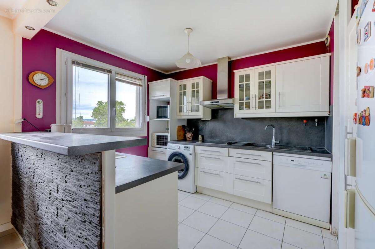Appartement à LYON-8E