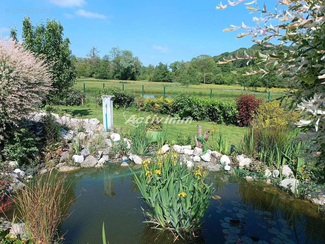 4268 6 - Maison à BEAURAINVILLE