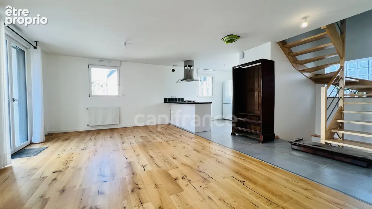 Quimper (29) - Maison centre ville de 75,21 m² habitable - 124 m² utiles - Terrasse - Double garage - photo 13