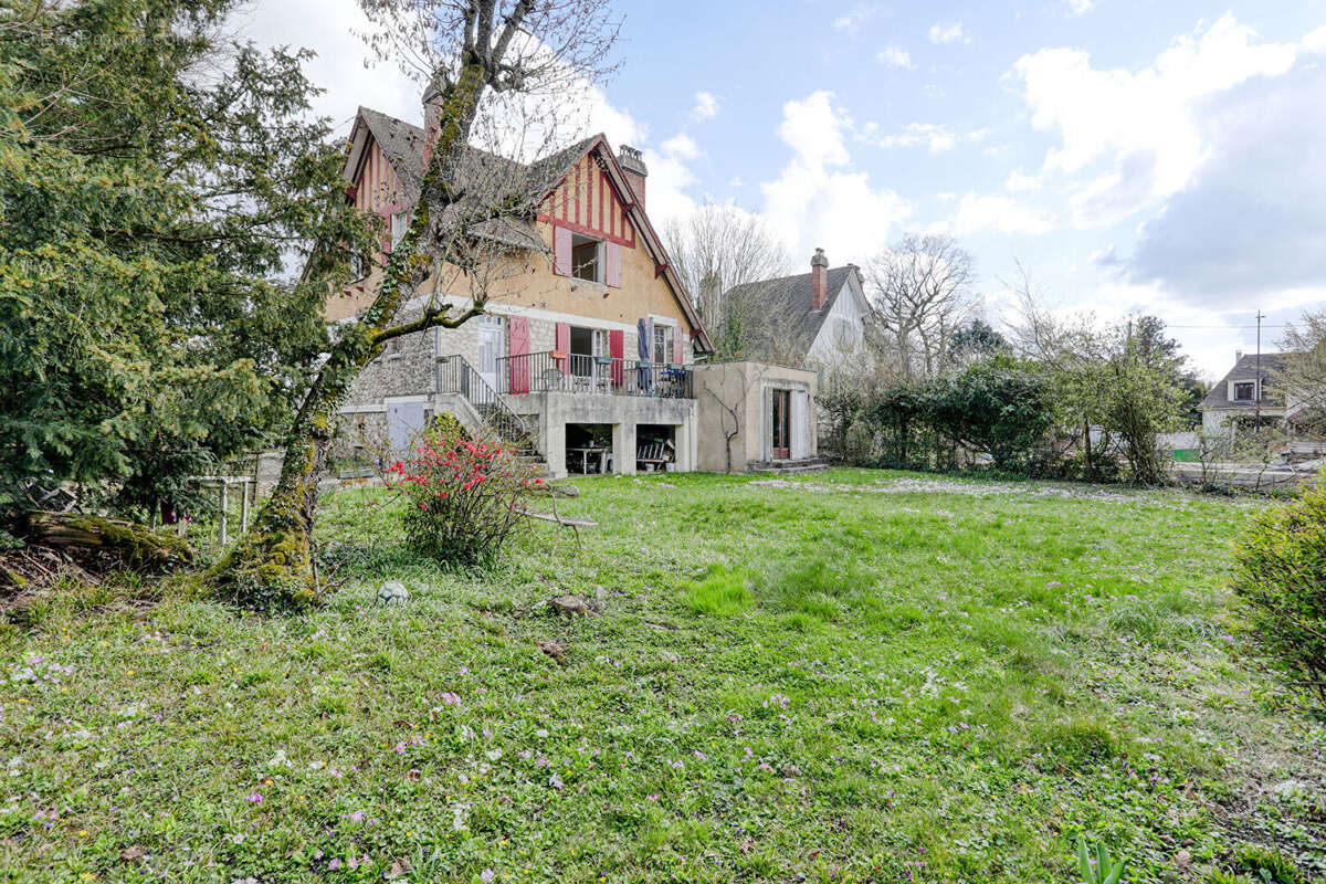 Maison à LE CHESNAY