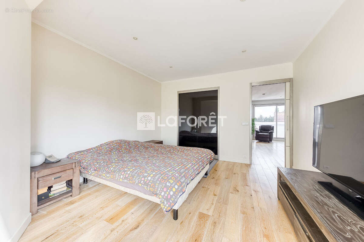 Appartement Ozoir La Ferriere 3 pièce(s) 74 m2 - photo 7
