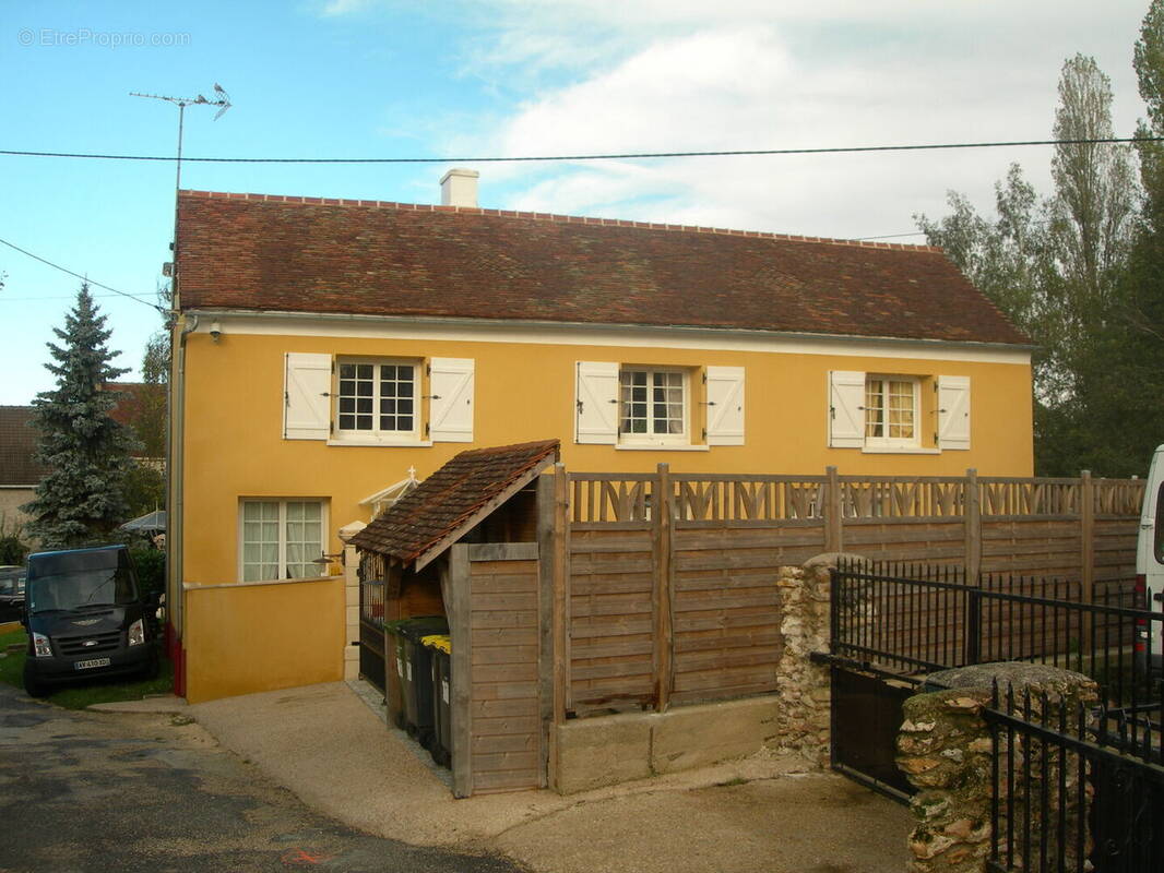 Maison à BELLOT