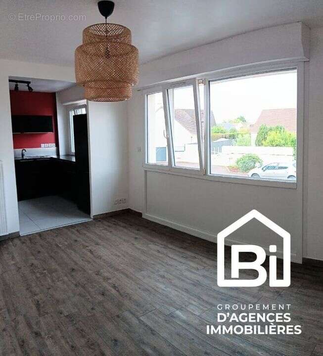Appartement à CORMELLES-LE-ROYAL