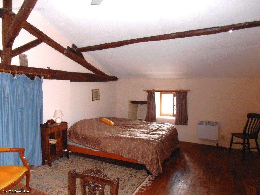Maison à LEZAY