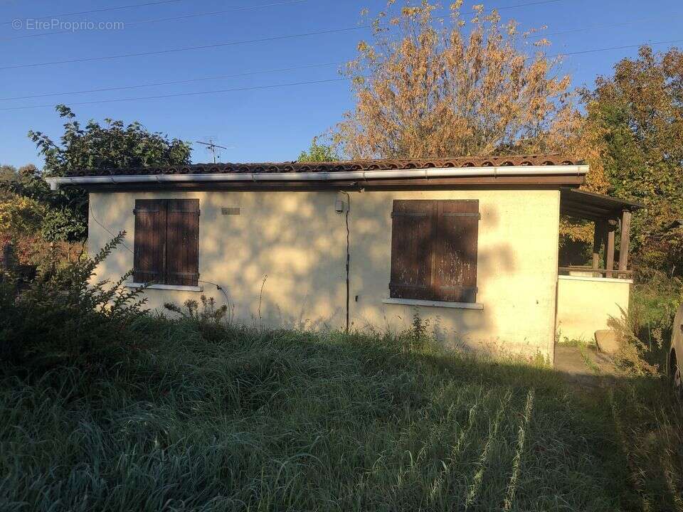 EYSINES MAISON T3  A VENDRE  DEUX CHAMBRES TERRAIN 895 m2 - Maison à EYSINES