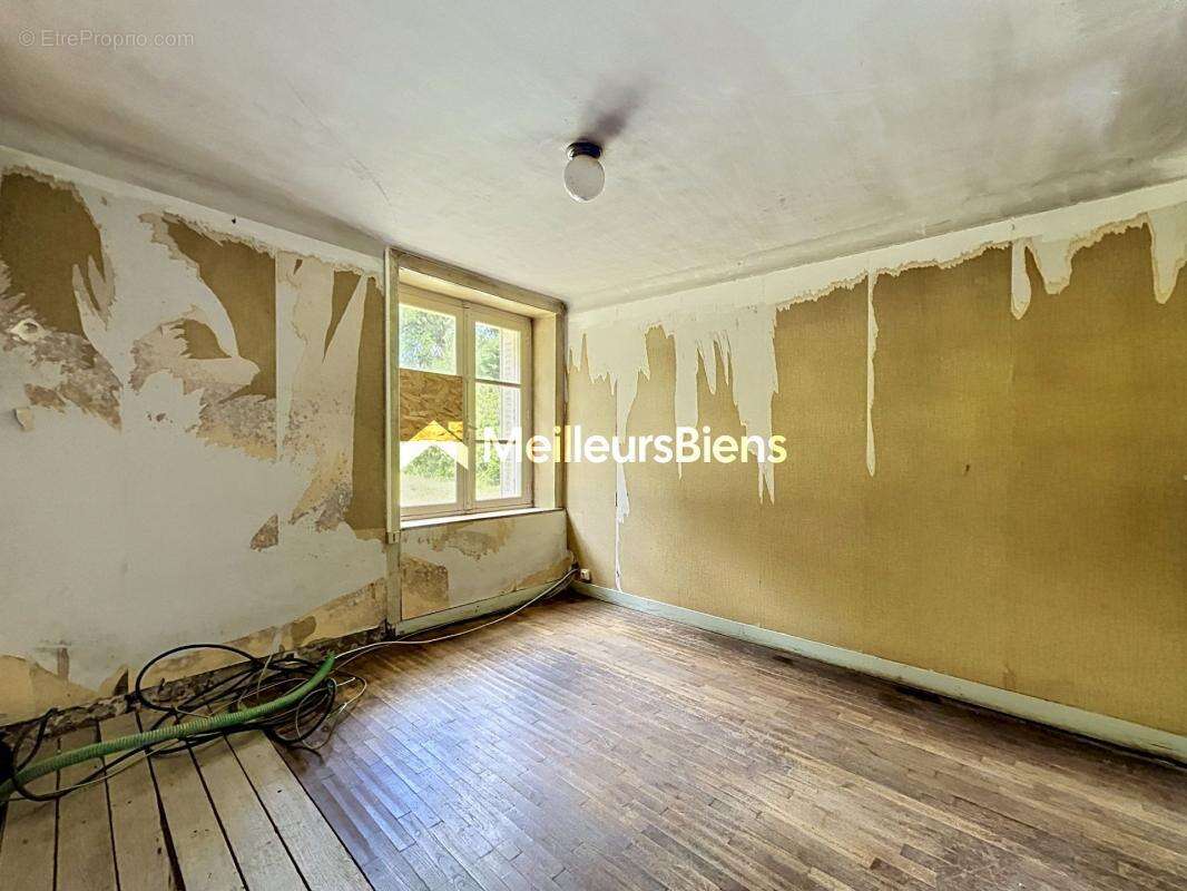 Maison à MENEAC