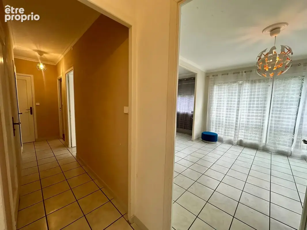 Appartement T3   68 m2   Clermont-Ferrand - photo 5