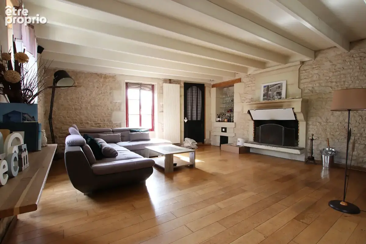 Maison en pierre - 6 chambres - photo 7