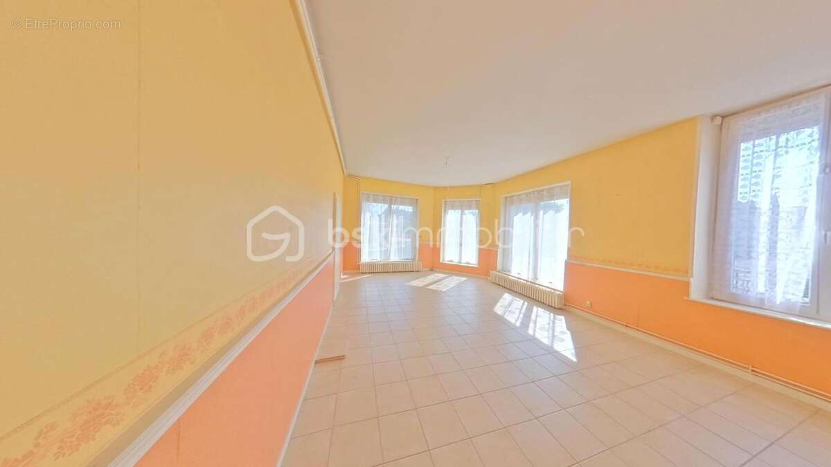 Maison à BRAY-SUR-SEINE