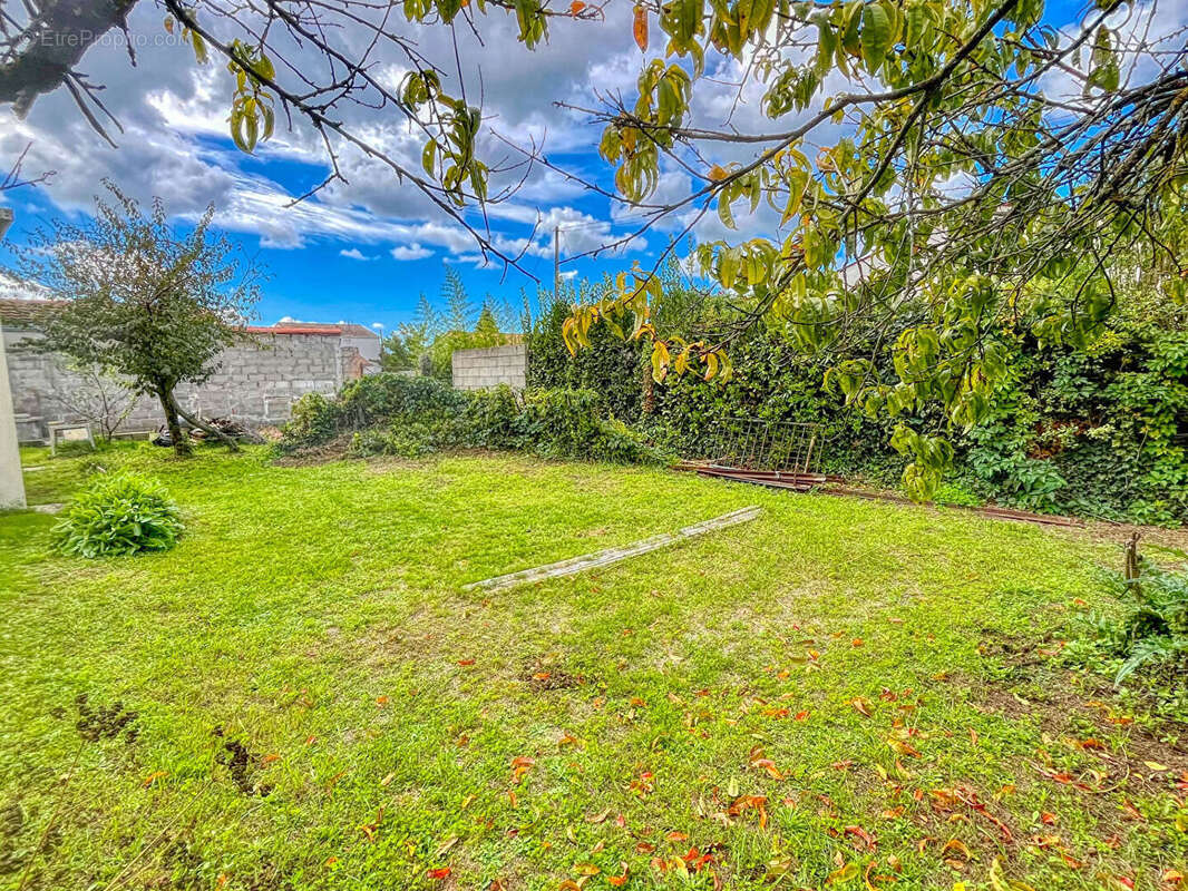À VENDRE -Maison de 74 m² avec garage et cave - photo 17