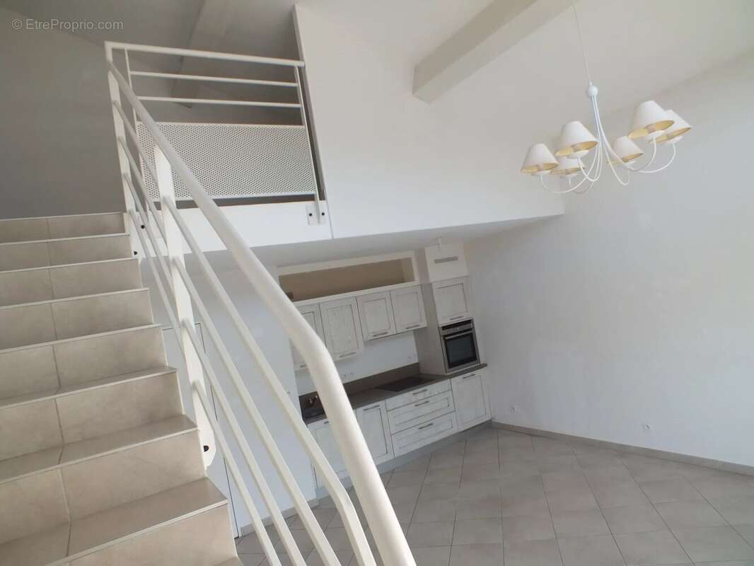 Appartement à BOUC-BEL-AIR