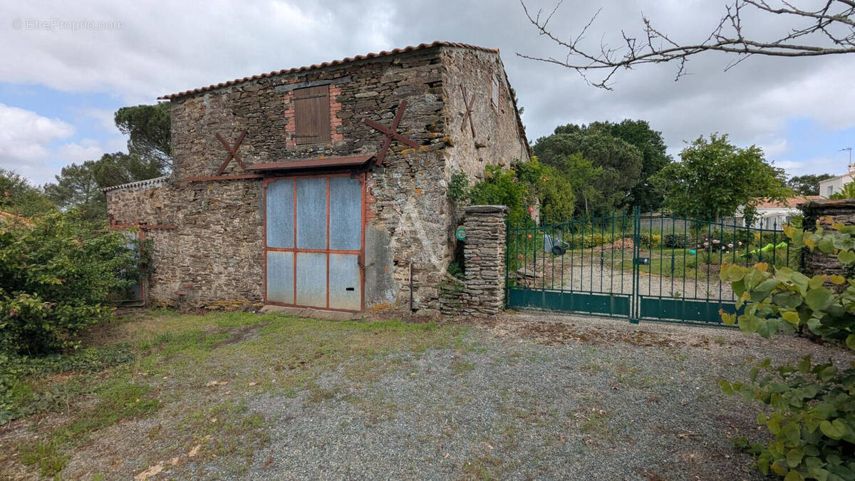 Maison à THORIGNY