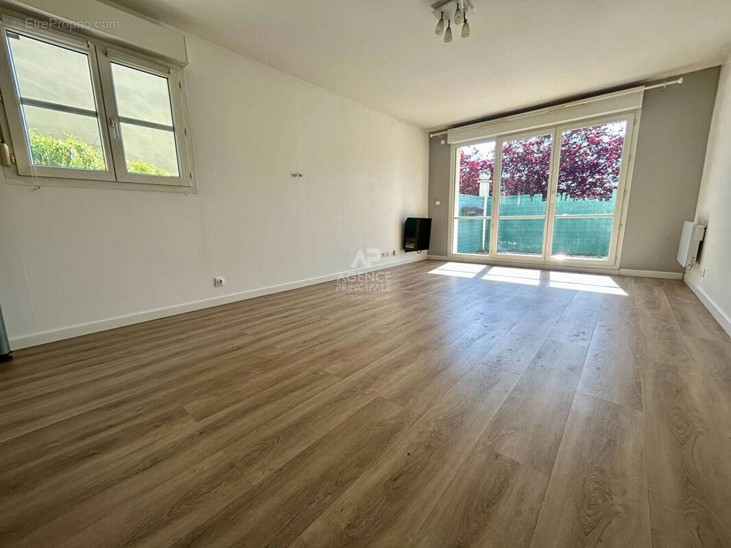 Appartement à CARRIERES-SOUS-POISSY