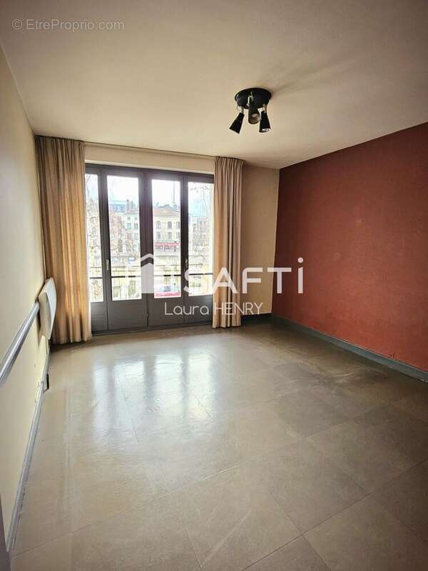 Photo 4 - Commerce à VERDUN