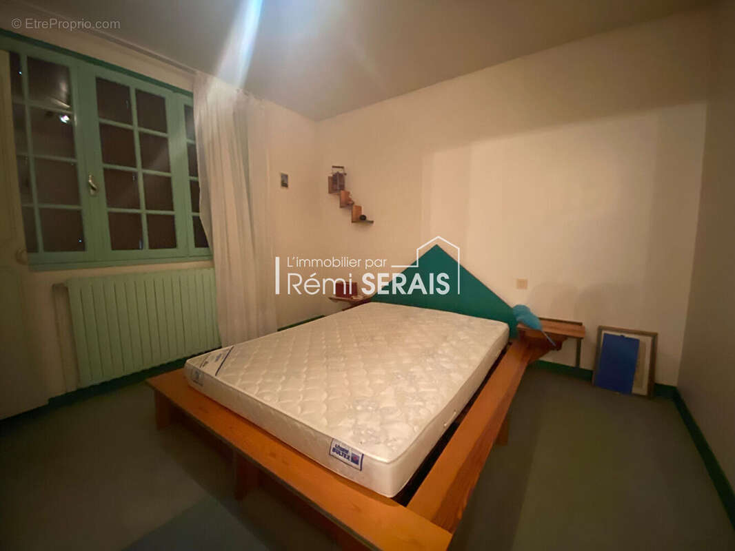 Maison à SAINT-ROCH-SUR-EGRENNE