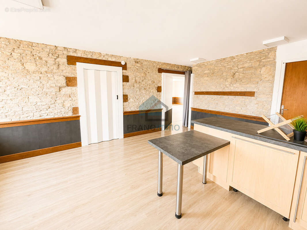 Saint-julien-les-russey - grande maison de caractere - photo 15