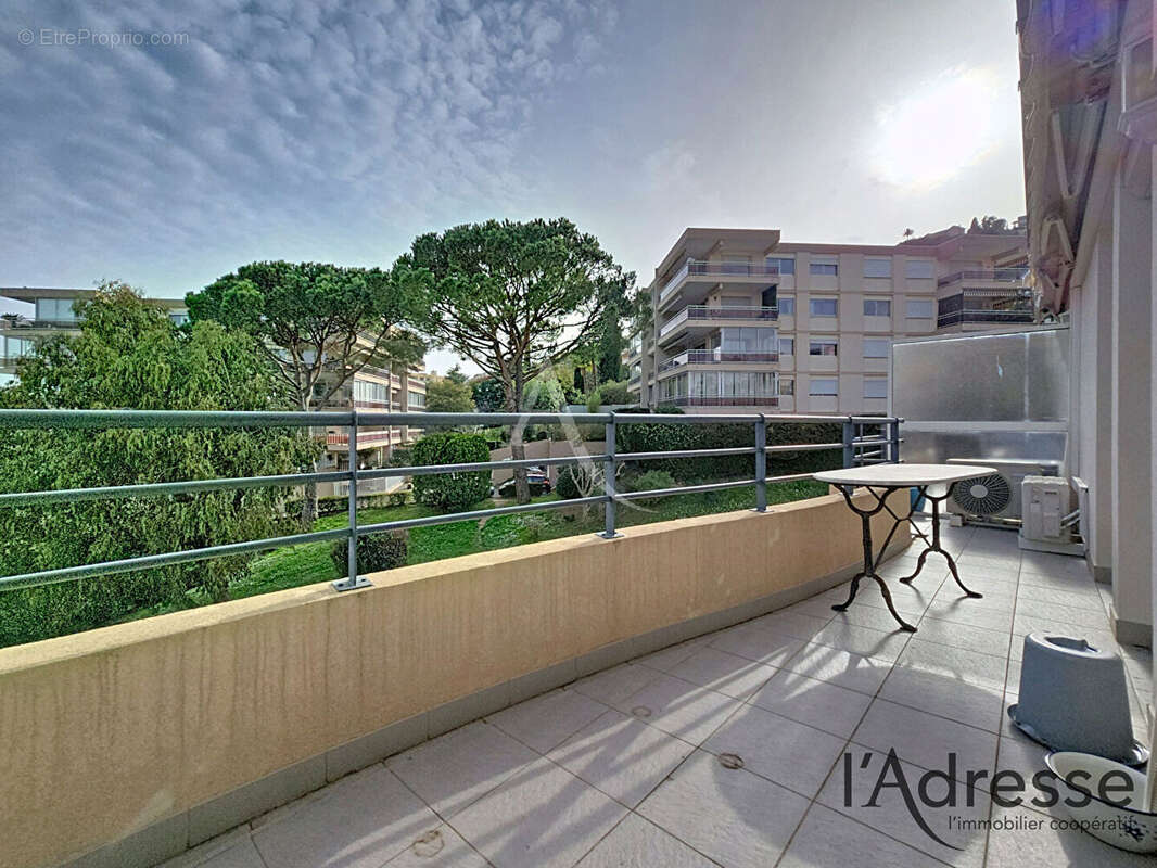 Appartement à MANDELIEU-LA-NAPOULE