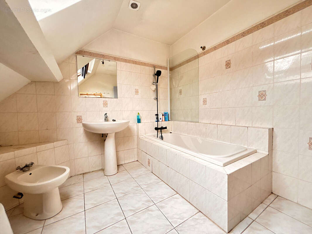 Maison à MITRY-MORY