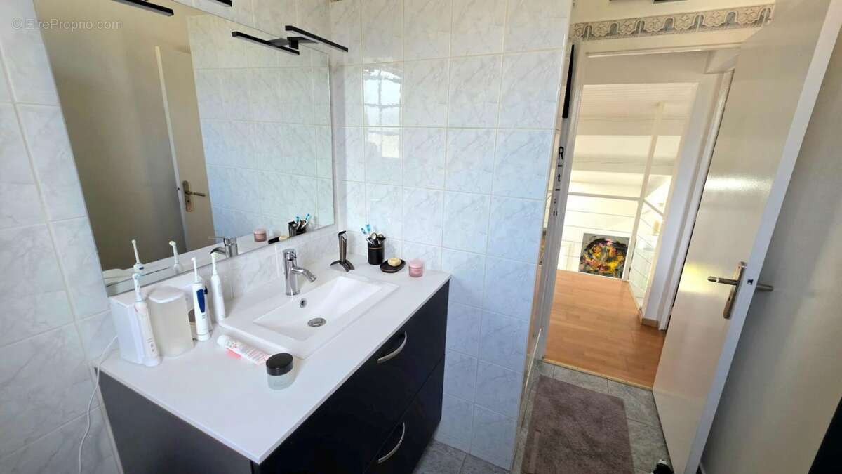 Maison Le Pian Medoc 5 pièce(s) 115 m2 - photo 11