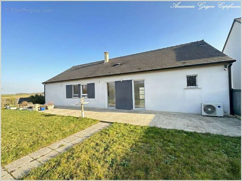 Maison à COURVILLE-SUR-EURE
