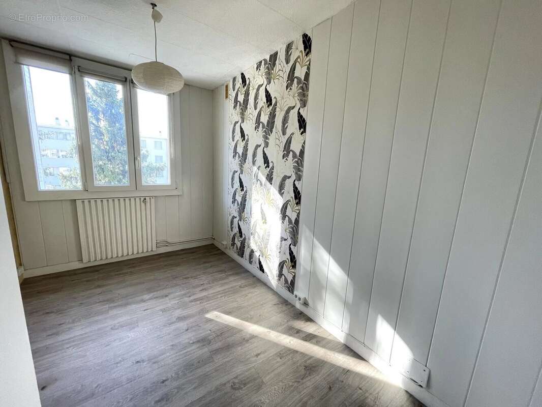 Appartement à SAINT-MARTIN-D&#039;HERES