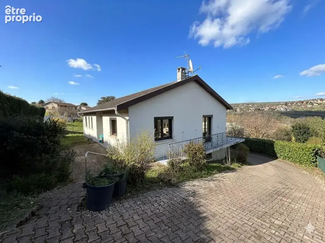 Maison sur sous-sol complet avec jardin sur les hauteurs - photo 11
