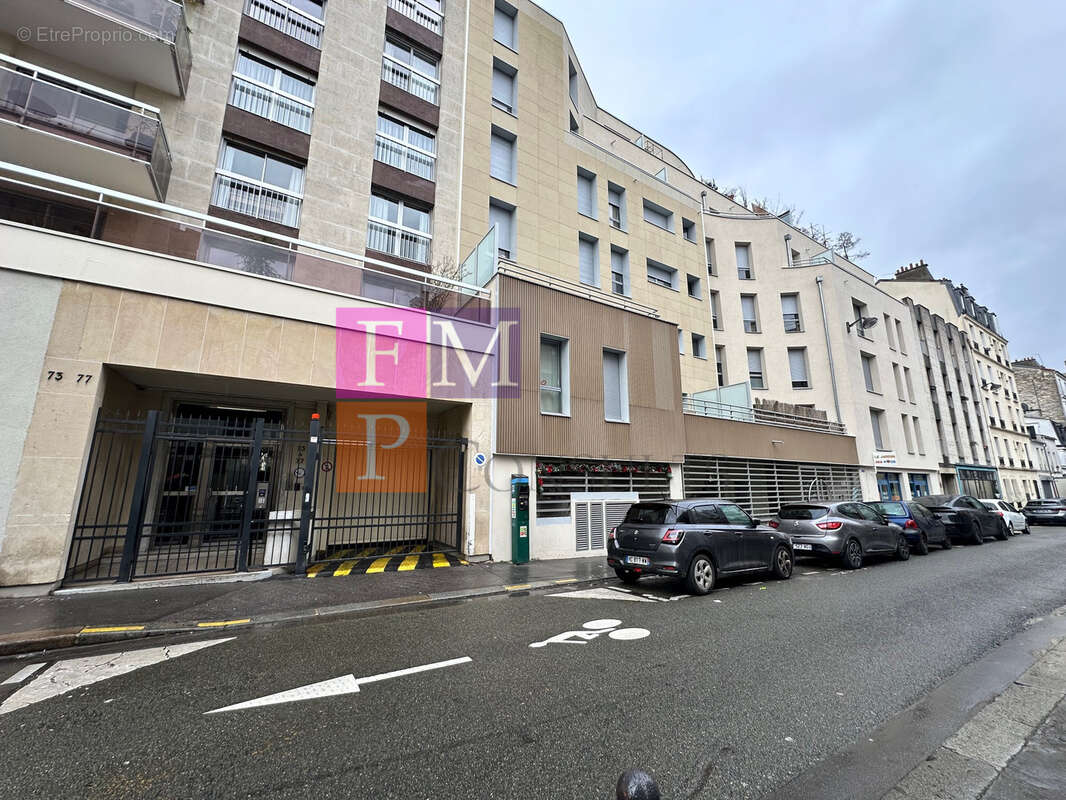 Appartement à PARIS-20E