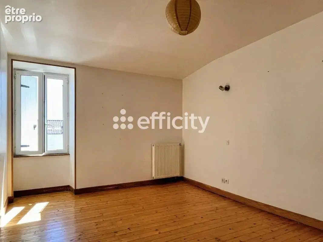 Maison 3 pièces 120 m² à vendre à Thaire (17290) - photo 5