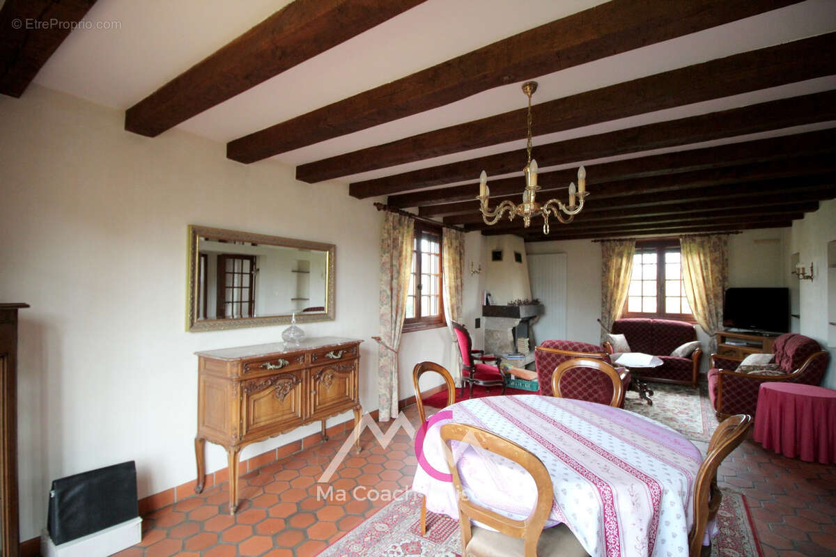 Maison à PLESSE