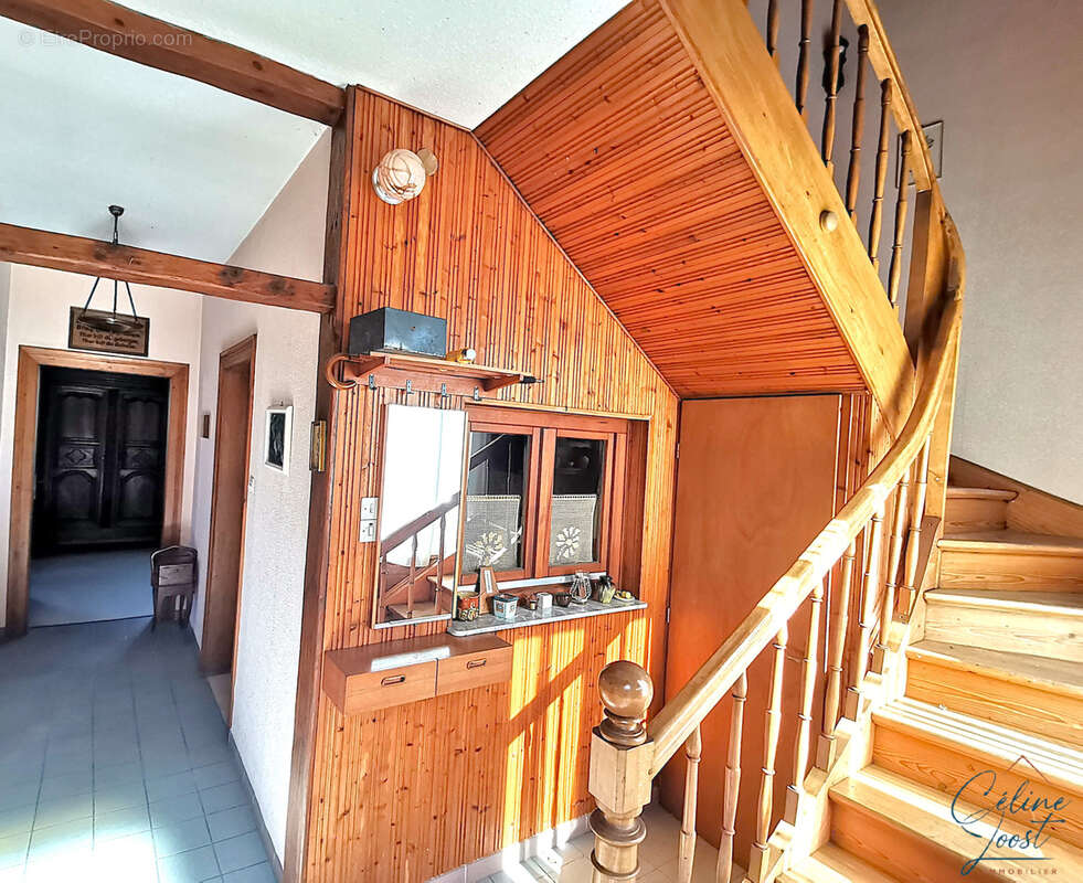 EXCLUSIF - Maison individuelle de 151 m2 hab. avec dépendances sur 11,24 ares entièrement constructibles ! - photo 7