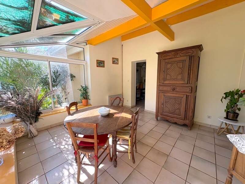 Maison à EUGENIE-LES-BAINS