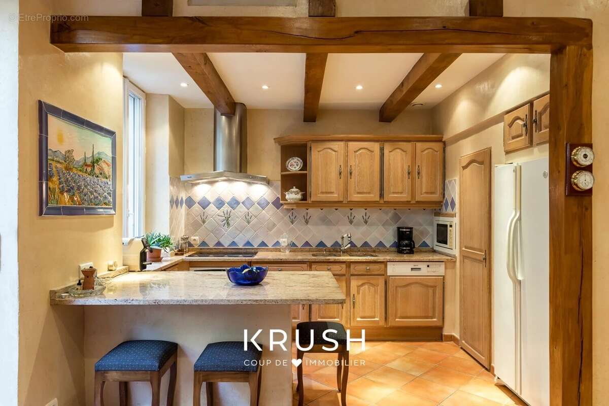 Appartement à MARSEILLE-1E