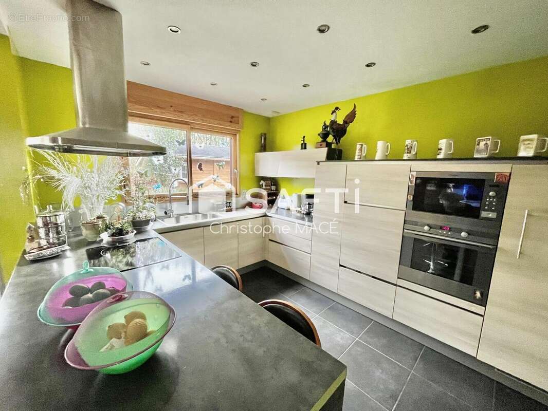 Photo 2 - Maison à SAINT-BERTHEVIN