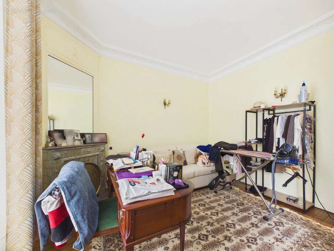 Appartement à NEUILLY-SUR-SEINE