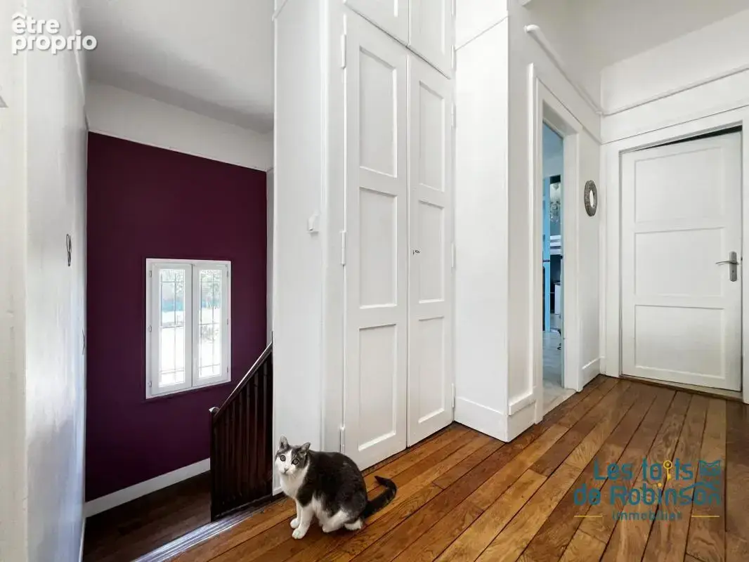 Maison en plein centre ville avec 4 chambres, bureau et jardin - photo 14