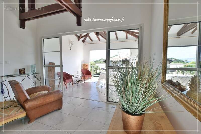 Appartement à LES TROIS-ILETS