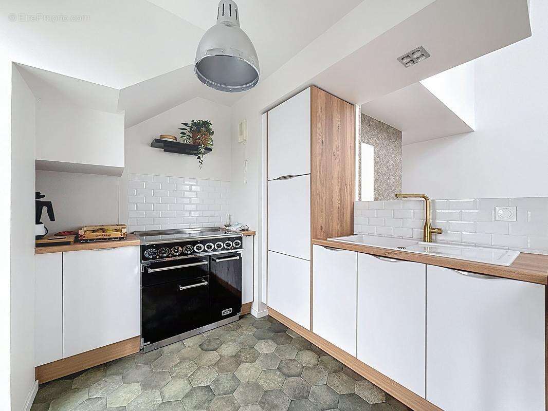 Appartement à MONTIGNY-LE-BRETONNEUX