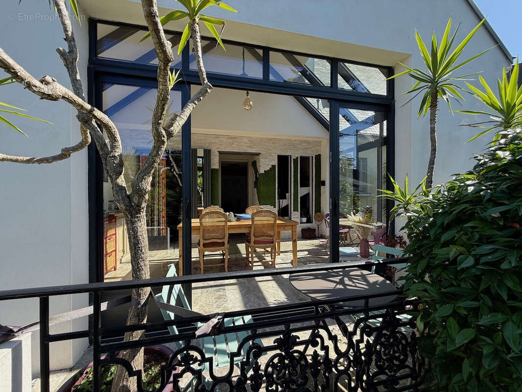 Maison à LE POULIGUEN