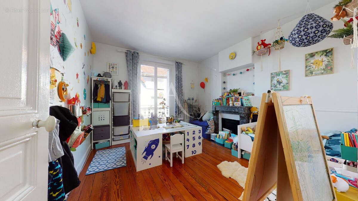 Maison à LE RAINCY